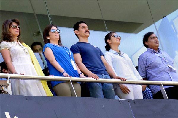 Aamir Khan At India Vs Sri Lanka World Cup Final | Picture 33377